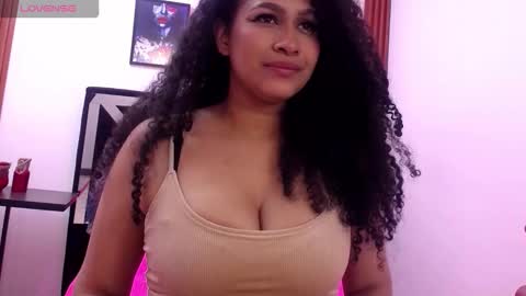 LAURA online show from 10/01/25, 07:09