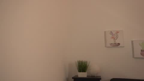 Snapshot of melany_riccii chatting on 12/05/24, 10:34 melany online show from 12/05/24, 10:34