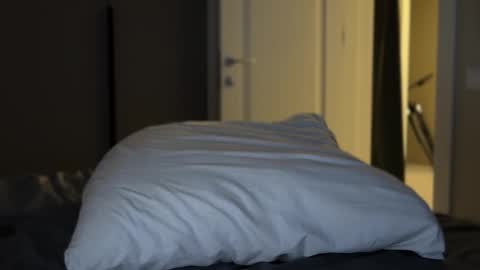 Adel online show from 10/02/25, 02:57