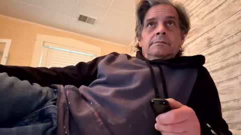 Tan lines online show from 03/04/26, 11:00