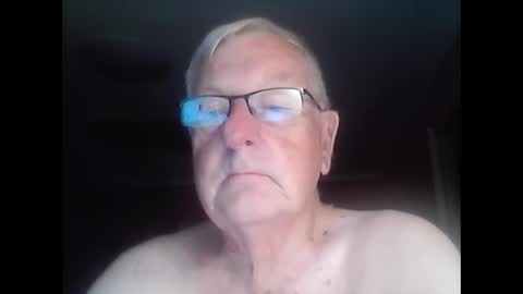 Snapshot of melbourne000 chatting on 02/21/25, 10:07 melbourne000 online show from 02/21/25, 10:07