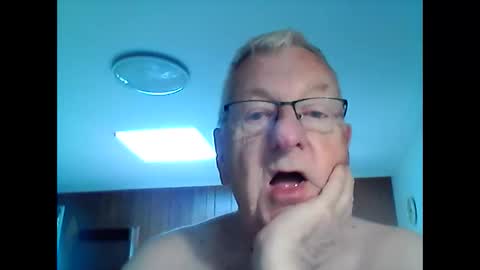 Snapshot of melbourne000 chatting on 11/01/25, 03:19 melbourne000 online show from 11/01/25, 03:19