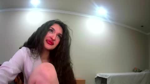 Snapshot of melena_caramel chatting on 05/24/26, 08:14 melena_caramel online show from 05/24/26, 08:14