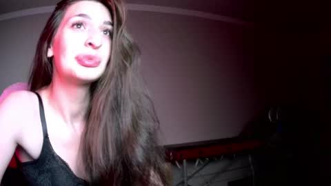 Snapshot of melena_caramel chatting on 06/05/26, 07:30 melena_caramel online show from 06/05/26, 07:30