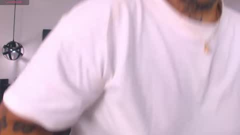 Snapshot of meli_blad chatting on 04/05/26, 03:31 meli_blad online show from 04/05/26, 03:31