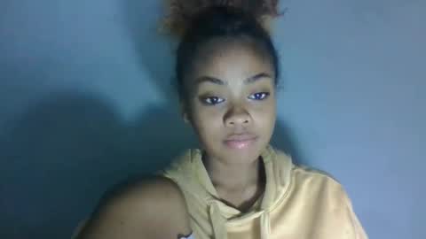 meliana98 online show from 10/31/25, 04:19