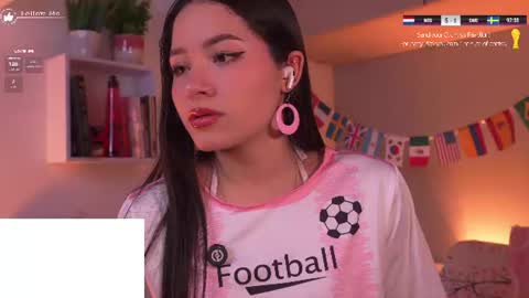 Snapshot of meliflua_a chatting on 06/20/26, 06:54 Meli online show from 06/20/26, 06:54