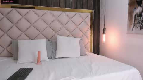 Snapshot of meliissa_cano chatting on 05/14/26, 07:42 Meliisa online show from 05/14/26, 07:42