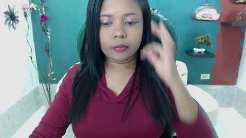 Snapshot of melika_sweet chatting on 12/30/24, 01:58 eli online show from 12/30/24, 01:58