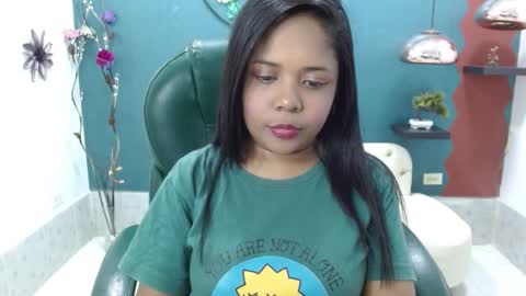 Snapshot of melika_sweet chatting on 01/19/25, 06:00 eli online show from 01/19/25, 06:00