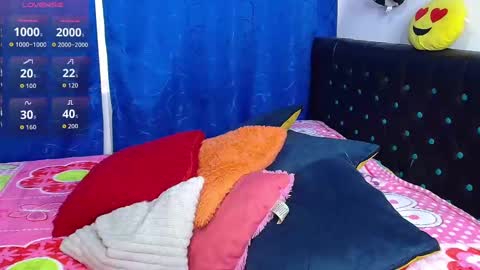 Snapshot of melika_sweet chatting on 10/20/25, 06:52 eli online show from 10/20/25, 06:52