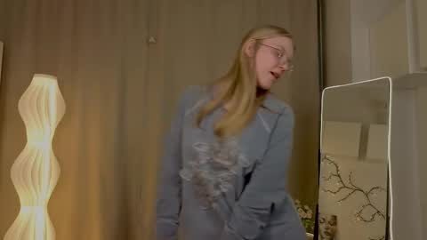 Alice - online show from 04/02/26, 07:11