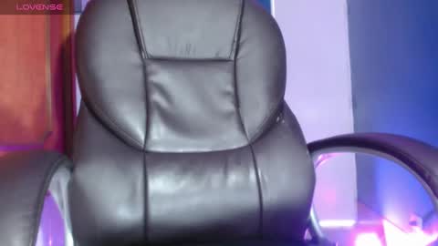 melisa23_ online show from 03/05/25, 05:08