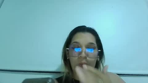 Snapshot of melisa_14 chatting on 06/24/26, 02:10 Melisa online show from 06/24/26, 02:10