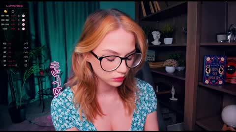 Snapshot of melisa_ginger chatting on 12/16/24, 09:35 Im Melisa 3 online show from 12/16/24, 09:35