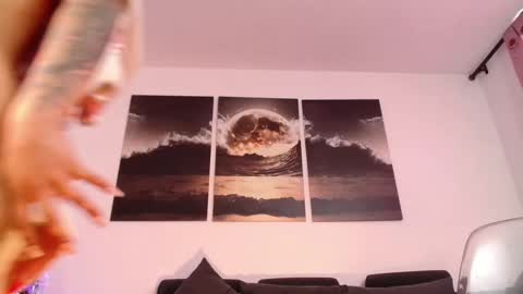 Melissa online show from 12/27/24, 09:54