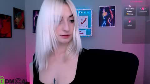 Melisa online show from 12/14/25, 08:35