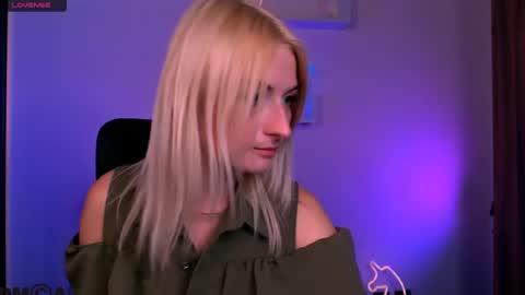Snapshot of melisa_white1 chatting on 07/19/26, 07:39 Melisa online show from 07/19/26, 07:39