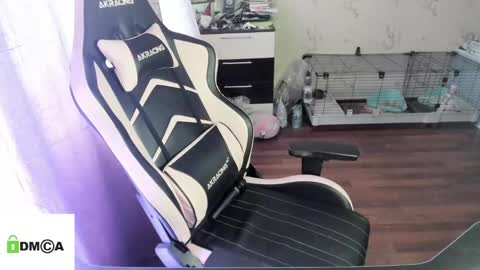 melisanilson online show from 02/18/25, 07:10