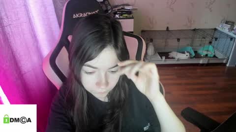 melisanilson online show from 03/12/25, 07:46