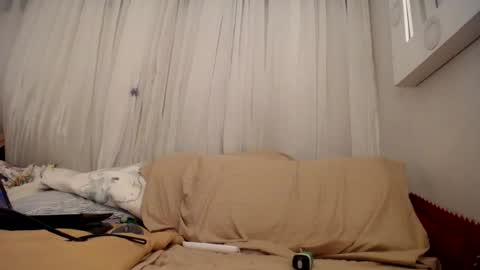 Snapshot of melishanton chatting on 05/04/26, 10:06 melishanton online show from 05/04/26, 10:06