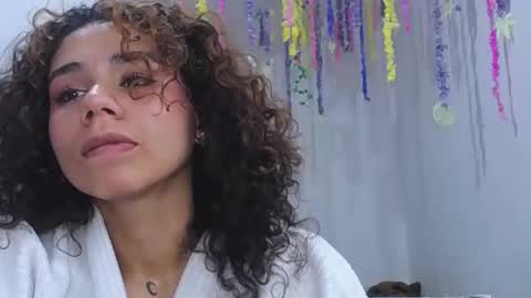 Snapshot of meliss1 chatting on 01/25/25, 12:48 melissa online show from 01/25/25, 12:48