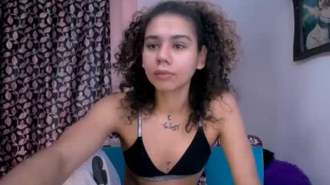 Snapshot of meliss1 chatting on 03/02/25, 01:49 melissa online show from 03/02/25, 01:49