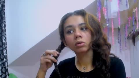 Snapshot of meliss1 chatting on 03/07/25, 03:18 melissa online show from 03/07/25, 03:18