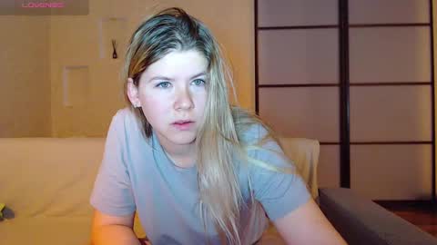 Snapshot of melissa__ray chatting on 12/24/24, 11:11 Melissa Ray online show from 12/24/24, 11:11