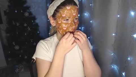 Snapshot of melissa__ray chatting on 12/29/24, 07:32 Melissa Ray online show from 12/29/24, 07:32