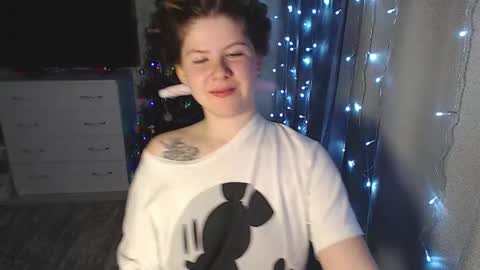 Snapshot of melissa__ray chatting on 12/30/24, 10:34 Melissa Ray online show from 12/30/24, 10:34