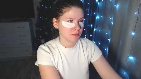 Snapshot of melissa__ray chatting on 01/03/25, 07:50 Melissa Ray online show from 01/03/25, 07:50