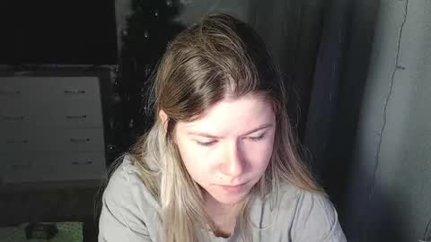 Snapshot of melissa__ray chatting on 01/15/25, 07:34 Melissa Ray online show from 01/15/25, 07:34