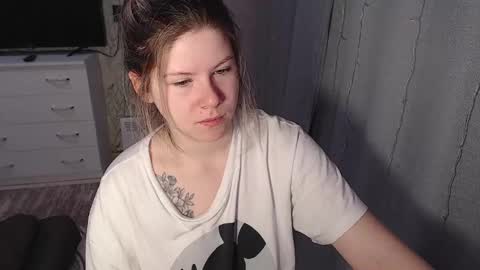 Snapshot of melissa__ray chatting on 01/31/25, 02:15 Melissa Ray online show from 01/31/25, 02:15