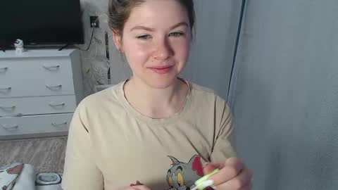 Snapshot of melissa__ray chatting on 02/12/25, 02:24 Melissa Ray online show from 02/12/25, 02:24