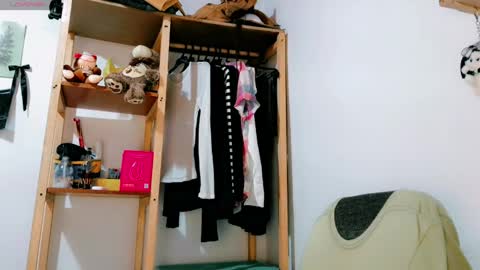 Snapshot of melissa_and_carol chatting on 04/18/26, 06:01 Carol - Dany online show from 04/18/26, 06:01