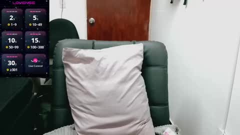 Melissas Corner online show from 10/15/25, 07:14