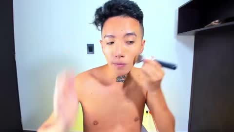 Snapshot of melissa_fem_ chatting on 11/03/25, 04:08 M E L I S S A online show from 11/03/25, 04:08