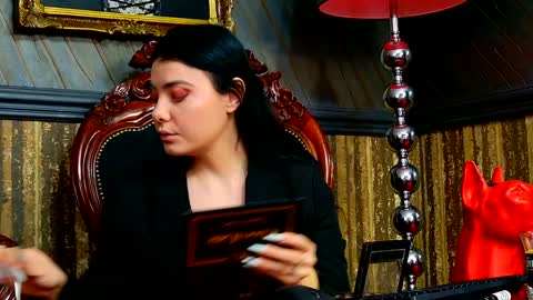 Melissa online show from 12/21/24, 10:06