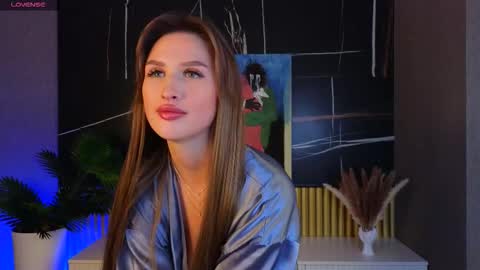 Melissa online show from 09/16/25, 01:01