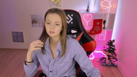 Snapshot of melissa_richardson chatting on 12/14/24, 11:56 Melissa online show from 12/14/24, 11:56