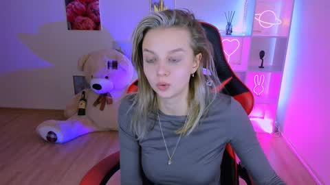 Snapshot of melissa_richardson chatting on 01/21/25, 06:00 Melissa online show from 01/21/25, 06:00