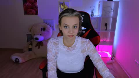 Snapshot of melissa_richardson chatting on 01/22/25, 11:32 Melissa online show from 01/22/25, 11:32