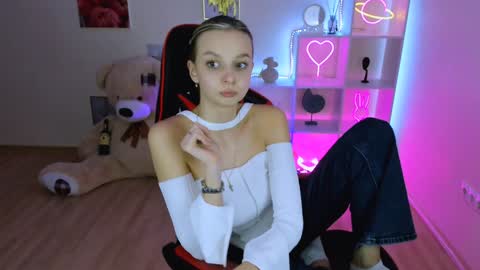 Snapshot of melissa_richardson chatting on 01/27/25, 07:46 Melissa online show from 01/27/25, 07:46