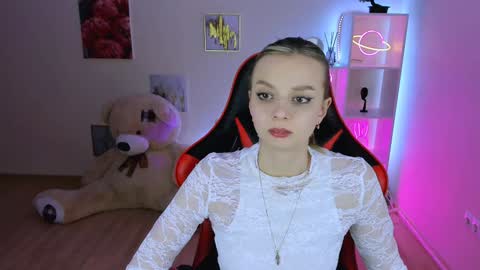 Snapshot of melissa_richardson chatting on 02/04/25, 02:28 Melissa online show from 02/04/25, 02:28