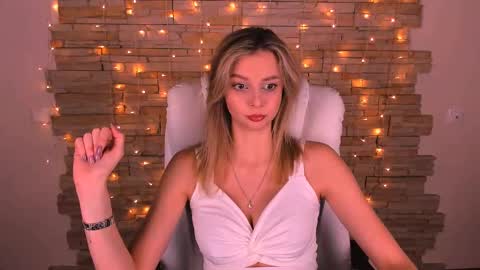 Snapshot of melissa_richardson chatting on 02/26/25, 12:47 Melissa online show from 02/26/25, 12:47