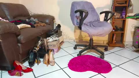 melissa online show from 03/03/25, 01:42