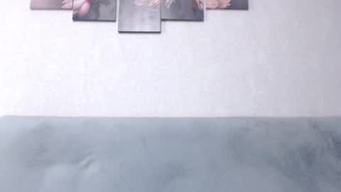 Snapshot of melissa_verhaar chatting on 12/14/24, 10:50 Melissa online show from 12/14/24, 10:50