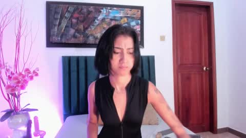 Melissa online show from 02/11/25, 12:16