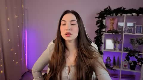 Snapshot of melissacharm_ chatting on 02/13/26, 04:19 Melissa online show from 02/13/26, 04:19